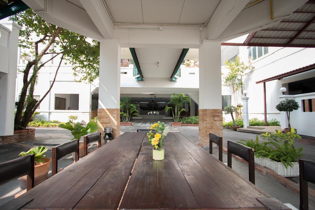 Anda Bangkok Hotel Exterior photo